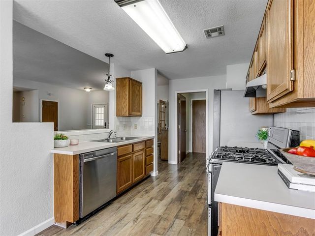1408 Nottoway Drive, Midwest City, OK 73130