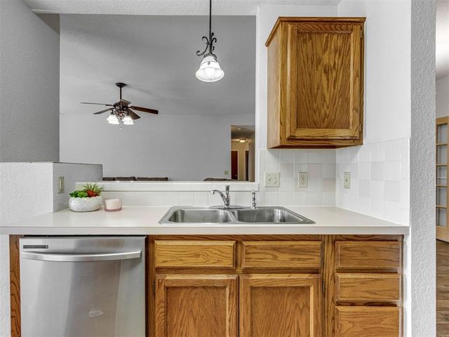 1408 Nottoway Drive, Midwest City, OK 73130