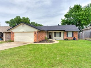 1408 Nottoway Drive, Midwest City, OK 73130