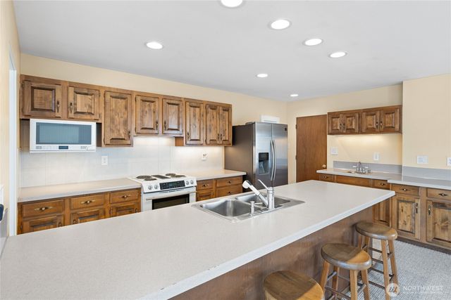 2852 Magnolia Street, Longview, WA 98632