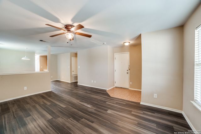 4211 Mistflower, Converse, TX 78109