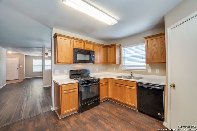 4211 Mistflower, Converse, TX 78109