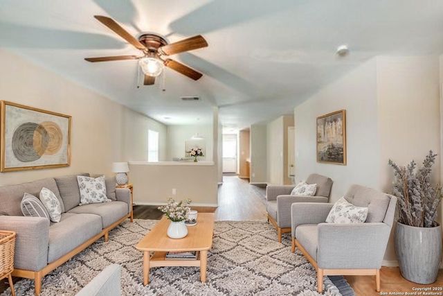 4211 Mistflower, Converse, TX 78109