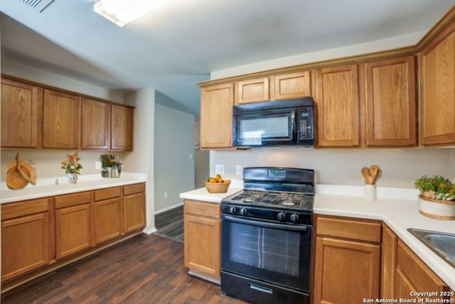 4211 Mistflower, Converse, TX 78109