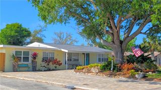 1212 Pineland AVE, Venice, FL 34285