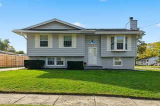 4125 E Ovid Avenue, Des Moines, IA 50317