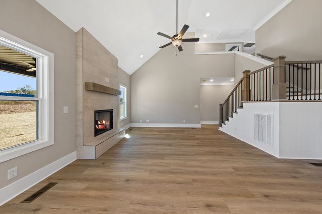 1705 Sulphur College Rd, Hartsville, TN 37074