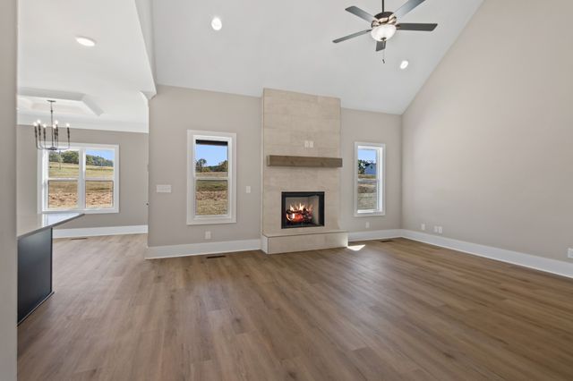 1705 Sulphur College Rd, Hartsville, TN 37074