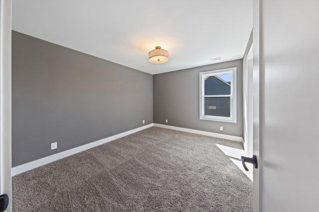 1705 Sulphur College Rd, Hartsville, TN 37074