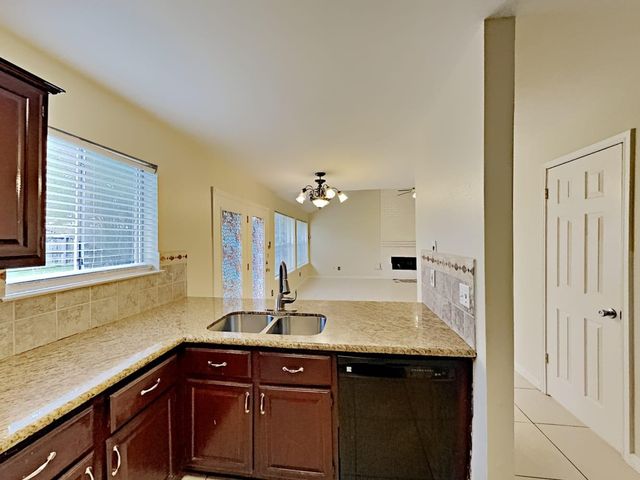 6903 Eagle Ridge Drive, Katy, TX 77449