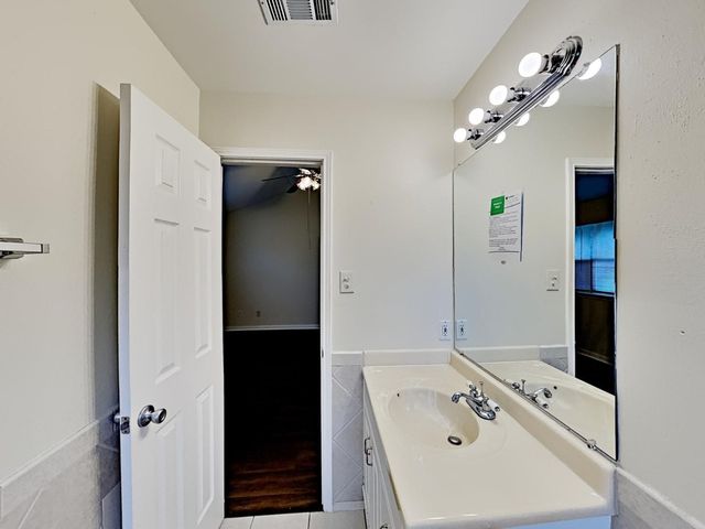 6903 Eagle Ridge Drive, Katy, TX 77449