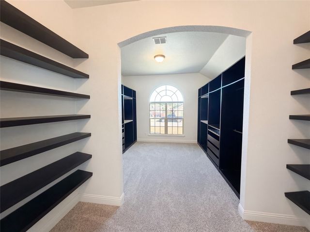 3717 Dutch Iris Lane, Forest Hill, TX 76140