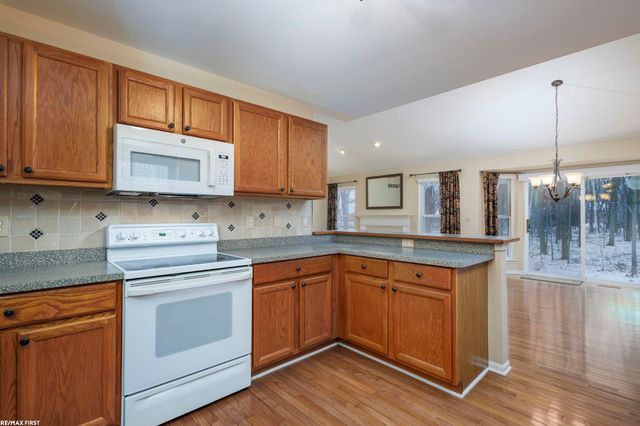 4190 Cullen Court, Sterling Heights, MI 48314