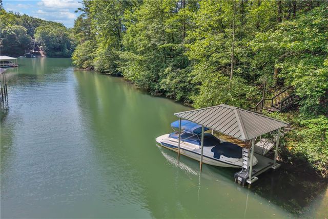 107 Blackfox Way, Sunset, SC 29685