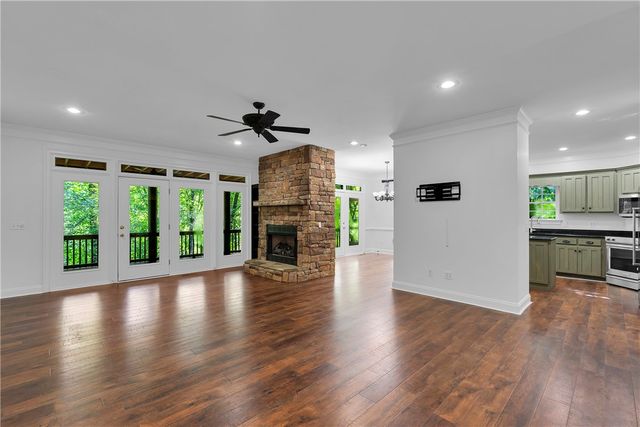 107 Blackfox Way, Sunset, SC 29685