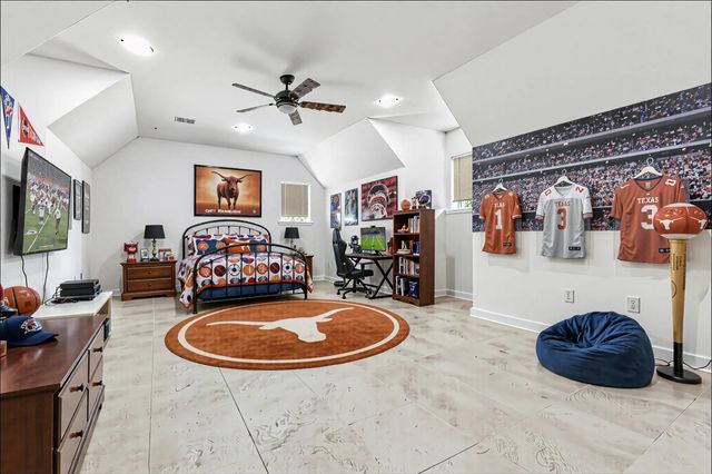 511 Duck Lake DR, Lakeway, TX 78734