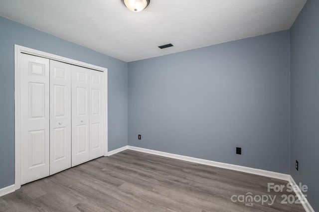 2414 22nd Street NE, Hickory, NC 28601