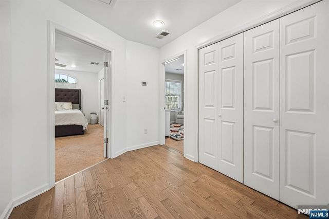 73 Forest Place, Rochelle Park, NJ 07662