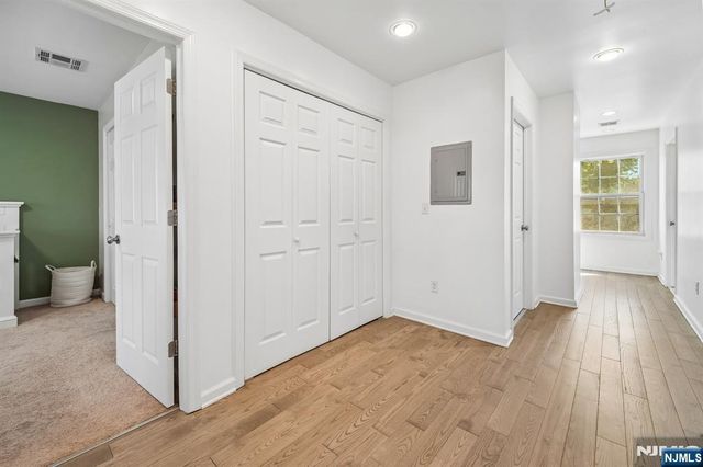 73 Forest Place, Rochelle Park, NJ 07662