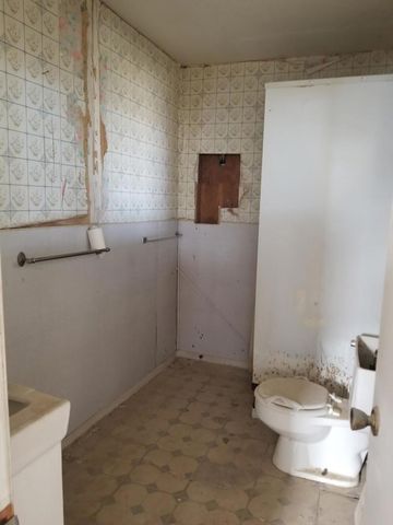 9544 Avenue F, Bombay Beach, CA 92257