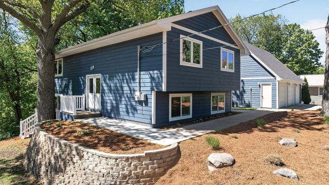 5109 Drummond Road, Mound, MN 55364