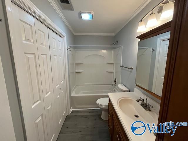 315 Hillside Road, Decatur, AL 35601
