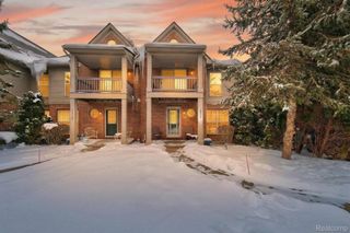 28746 Yarmouth Court, Chesterfield Township, MI 48047