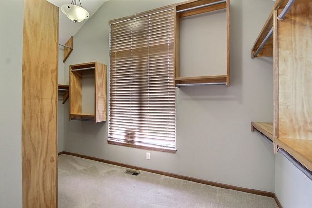 2300 N Sawgrass Circle, Derby, KS 67037