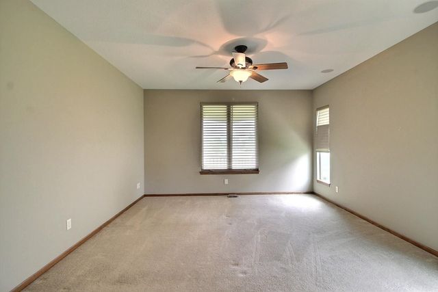 2300 N Sawgrass Circle, Derby, KS 67037
