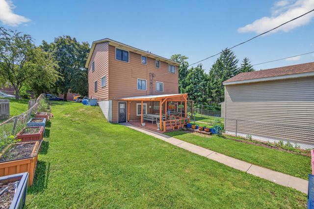 479 Jessamine Avenue E, Saint Paul, MN 55130