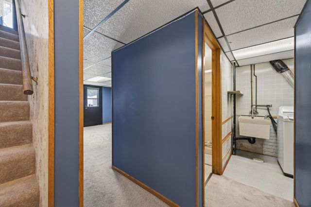 479 Jessamine Avenue E, Saint Paul, MN 55130