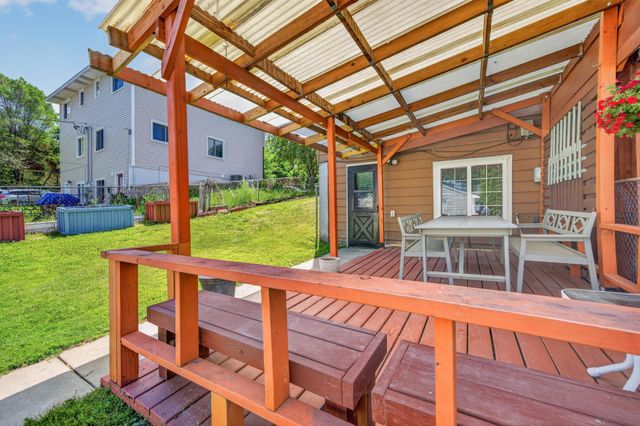 479 Jessamine Avenue E, Saint Paul, MN 55130