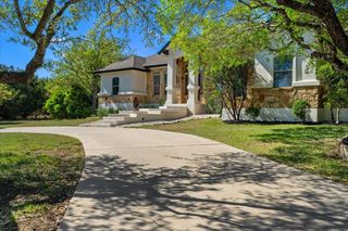 10621 W Cave LOOP, Dripping Springs, TX 78620