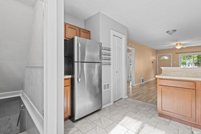 737 S 33rd Street, South Bend, IN 46615