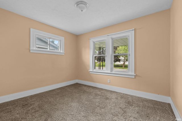 737 S 33rd Street, South Bend, IN 46615