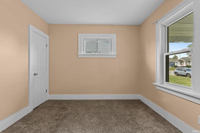 737 S 33rd Street, South Bend, IN 46615