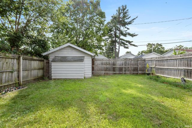 737 S 33rd Street, South Bend, IN 46615
