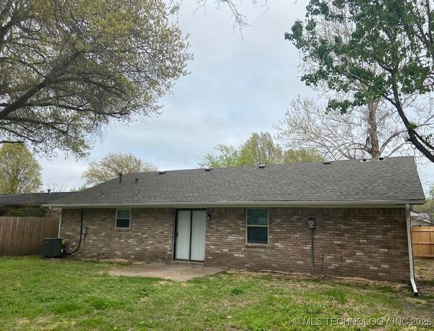 1824 S 119th East Avenue, Tulsa, OK 74128