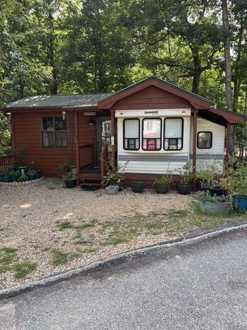 50 Rocky Lane, Cleveland, GA 30528