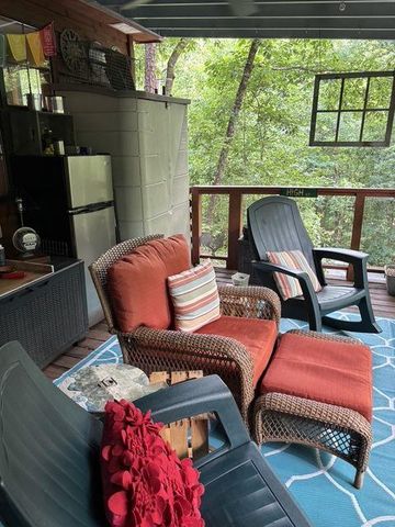 50 Rocky Lane, Cleveland, GA 30528