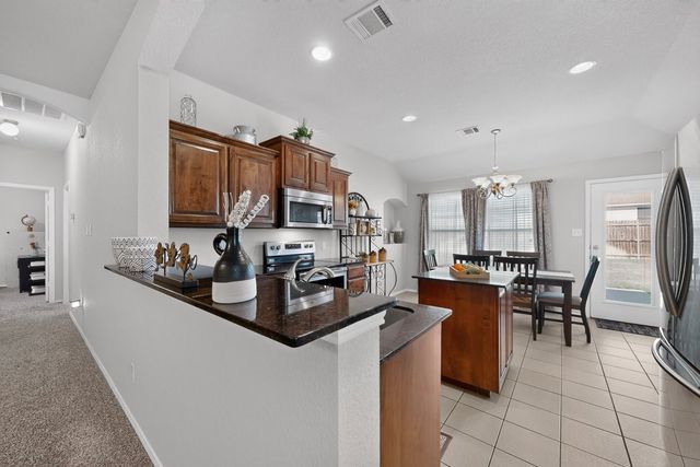 4724 Waterford Drive, Fort Worth, TX 76179