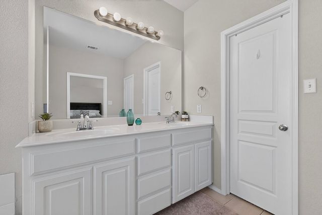 4724 Waterford Drive, Fort Worth, TX 76179