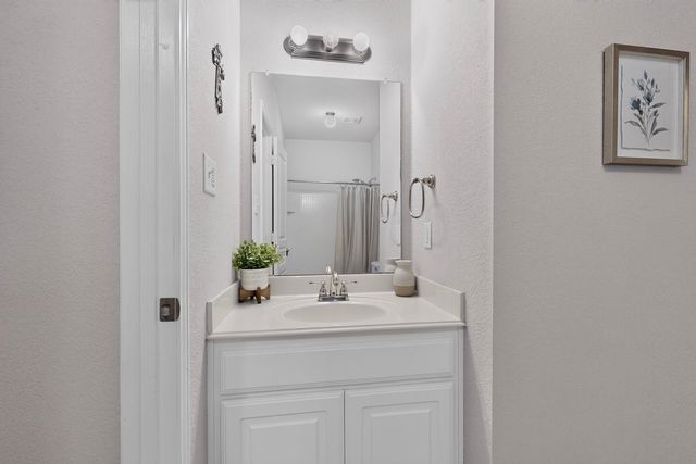 4724 Waterford Drive, Fort Worth, TX 76179