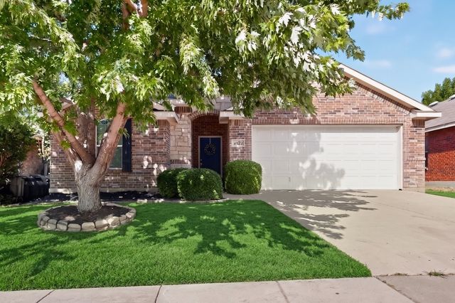 4724 Waterford Drive, Fort Worth, TX 76179