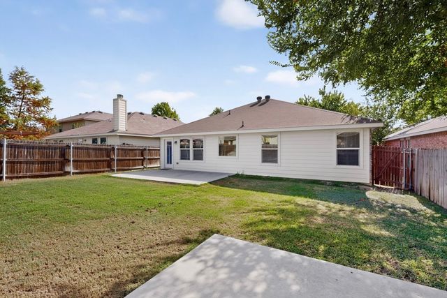 4724 Waterford Drive, Fort Worth, TX 76179