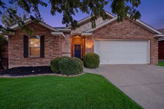 4724 Waterford Drive, Fort Worth, TX 76179