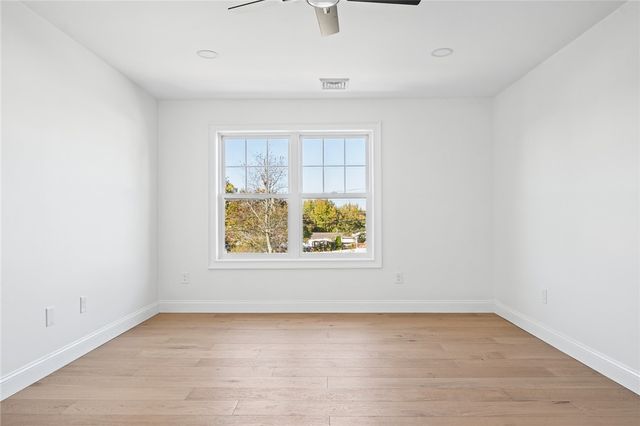 24 Brentwood Drive, Johnston, RI 02919