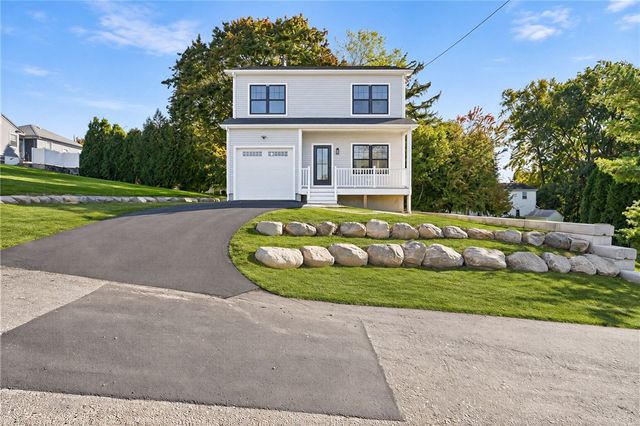 24 Brentwood Drive, Johnston, RI 02919