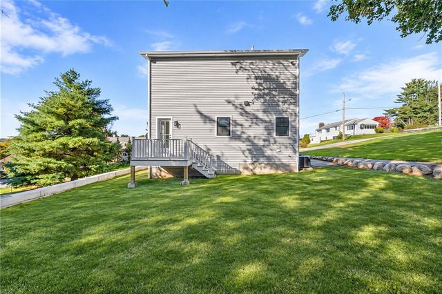 24 Brentwood Drive, Johnston, RI 02919