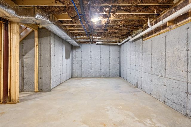24 Brentwood Drive, Johnston, RI 02919